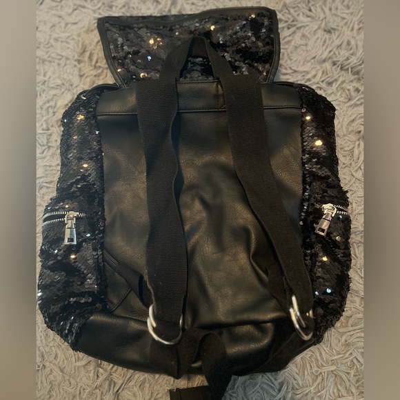 ItWorks black sequin backpack - Picture 5 of 5